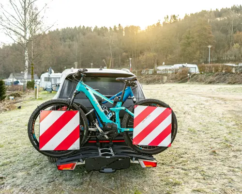 Warntafeln Italien und Spanien am Fahrradträger